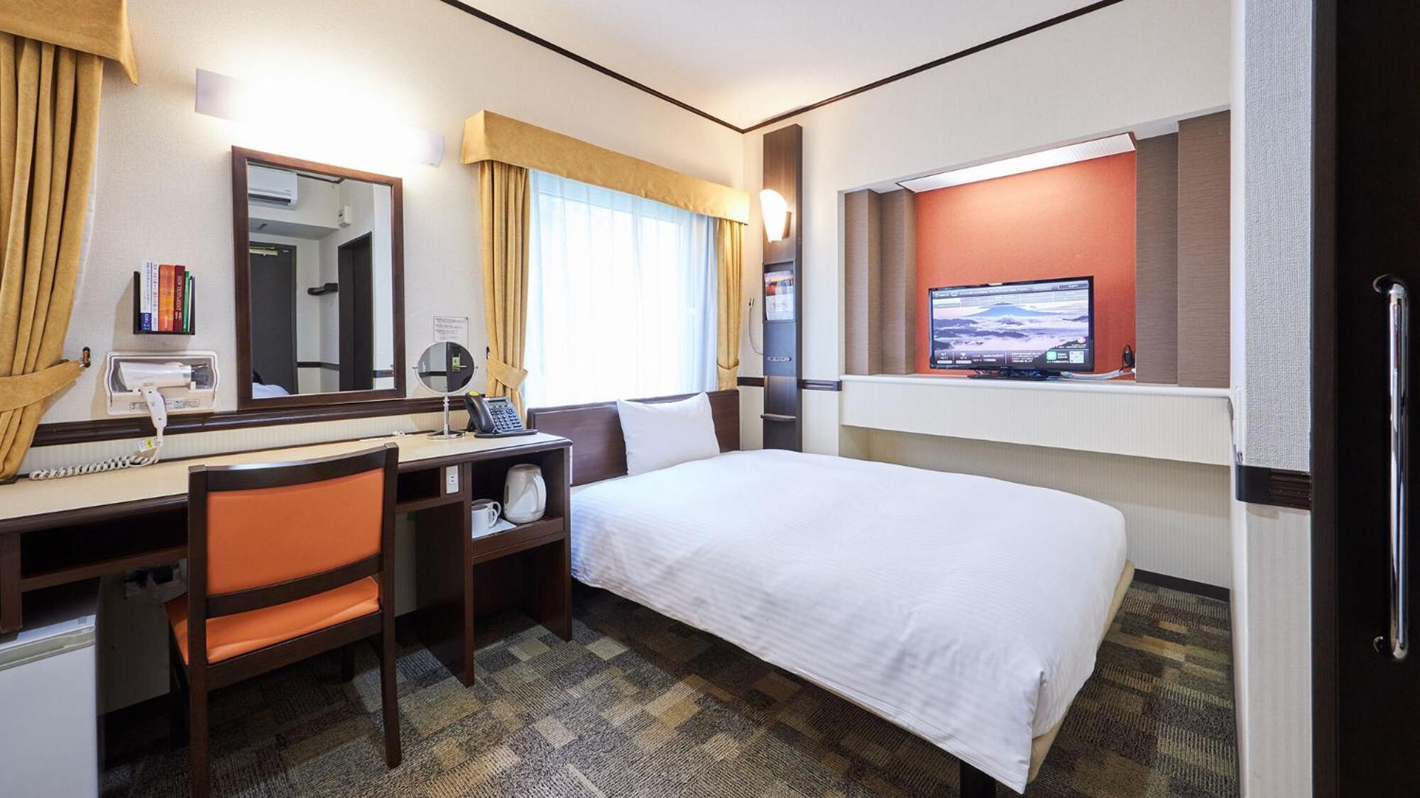 Toyoko Inn Kintetsu Yokkaichi eki Kita guchi Værelse billede