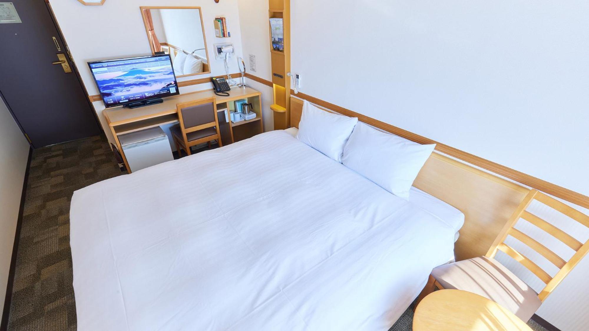 Toyoko Inn Kintetsu Yokkaichi eki Kita guchi Værelse billede